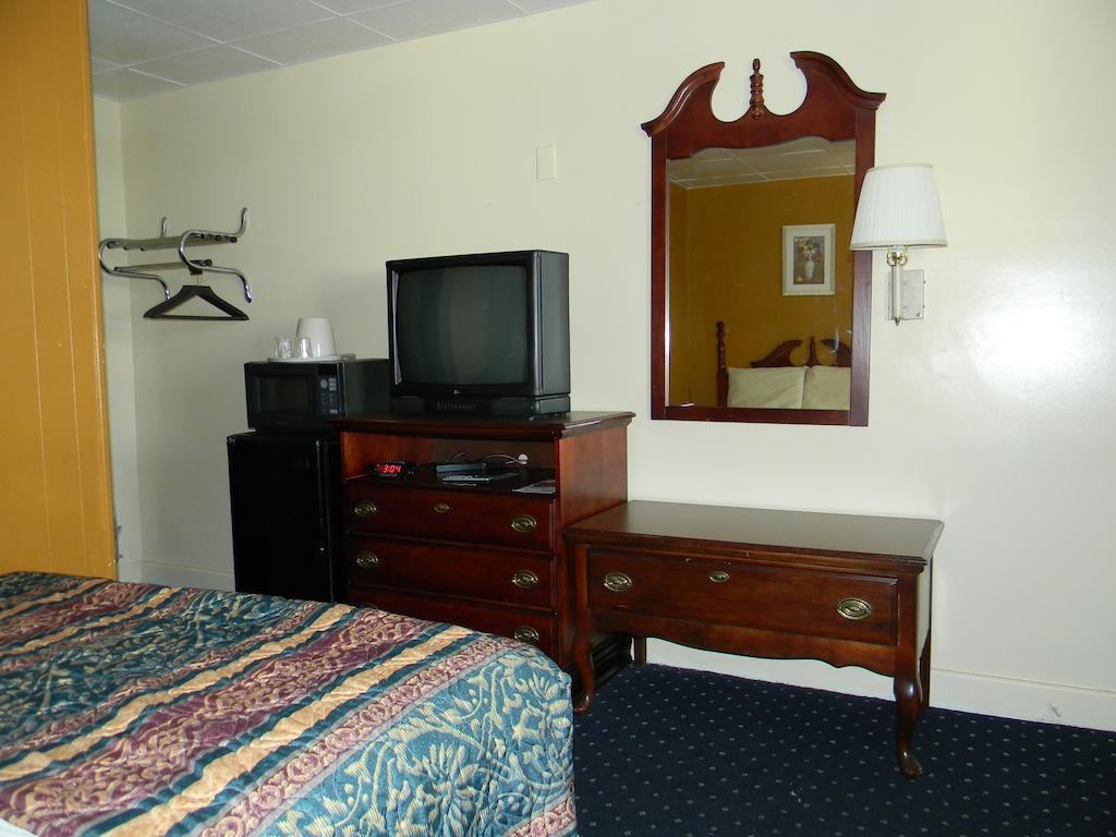 Fairfax Roanoke Rapids
